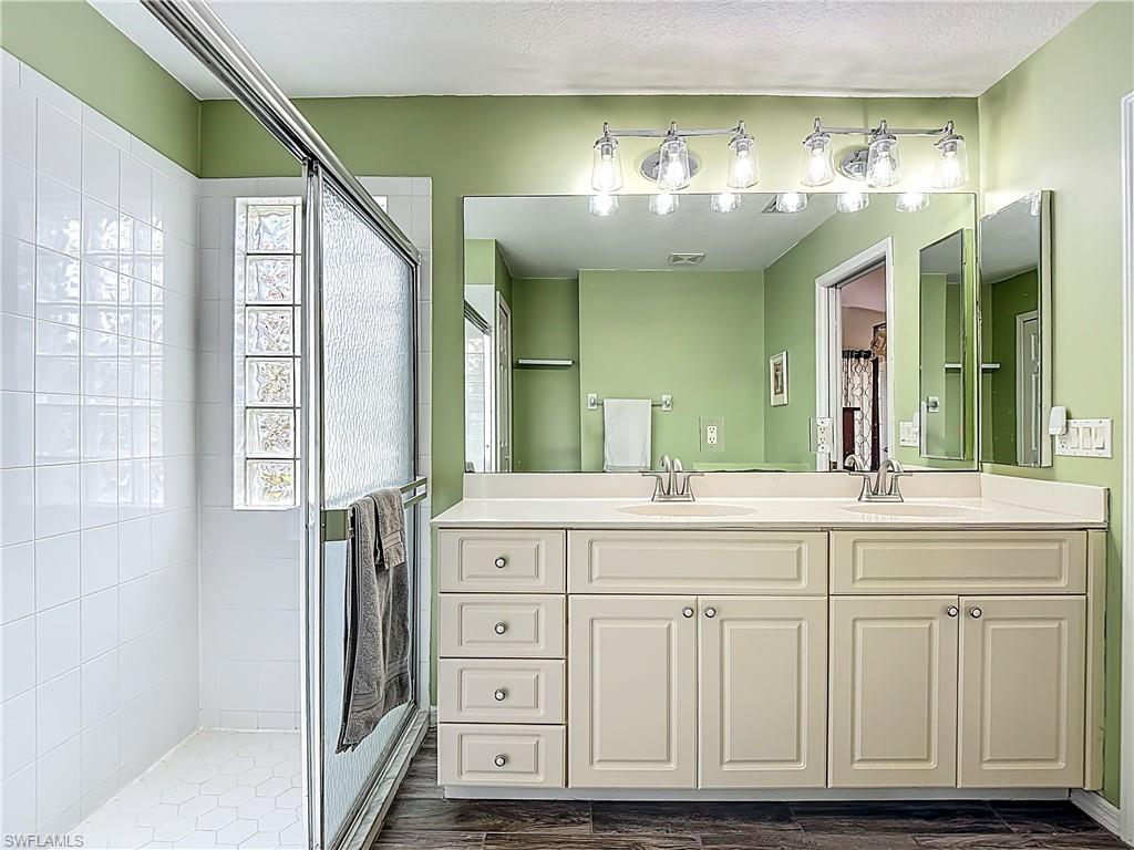 DEL VERA COUNTRY CLUB - Residential