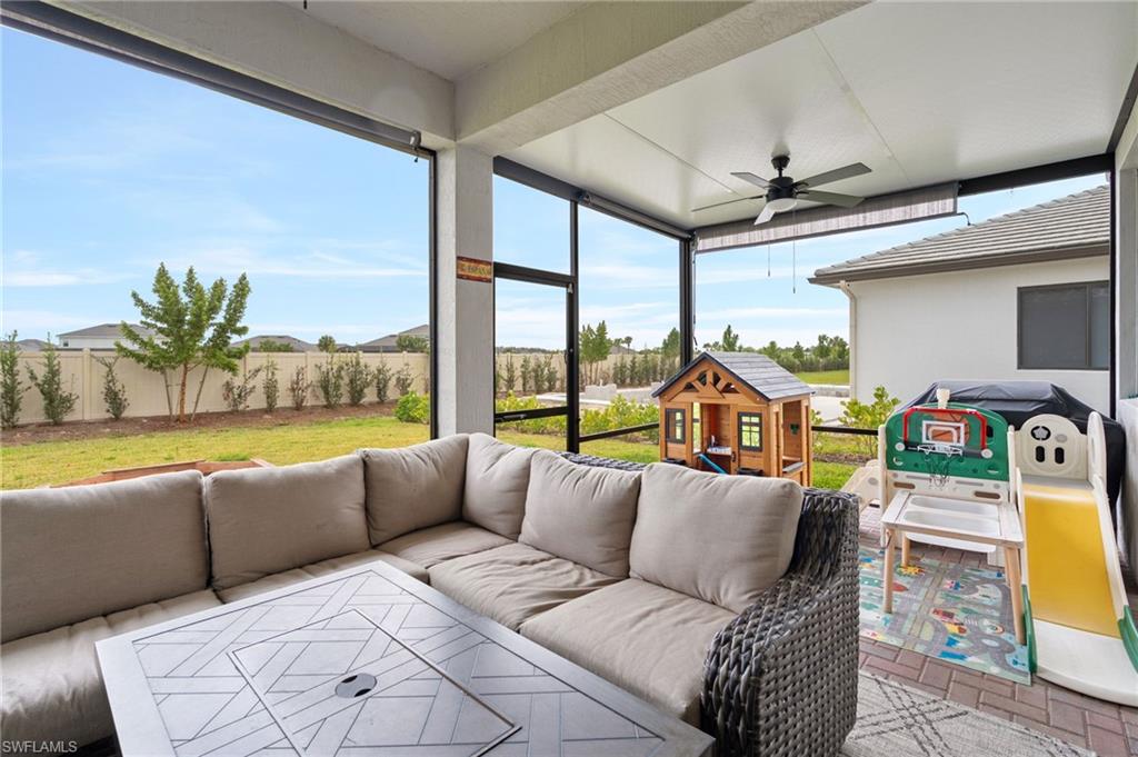 MAPLE RIDGE - Residential