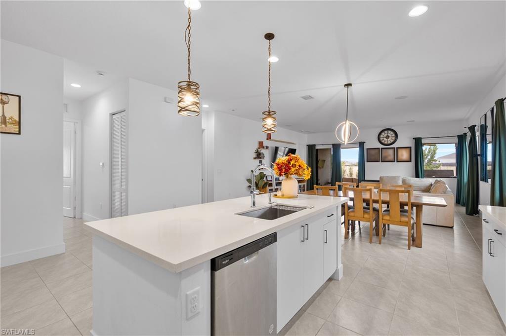 MAPLE RIDGE - Residential