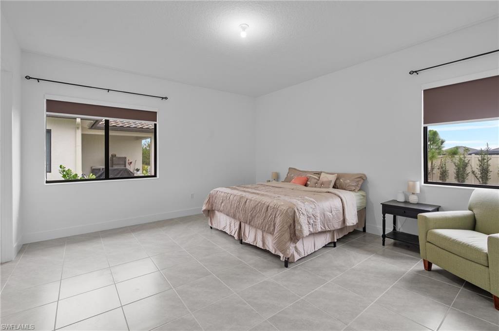 MAPLE RIDGE - Residential