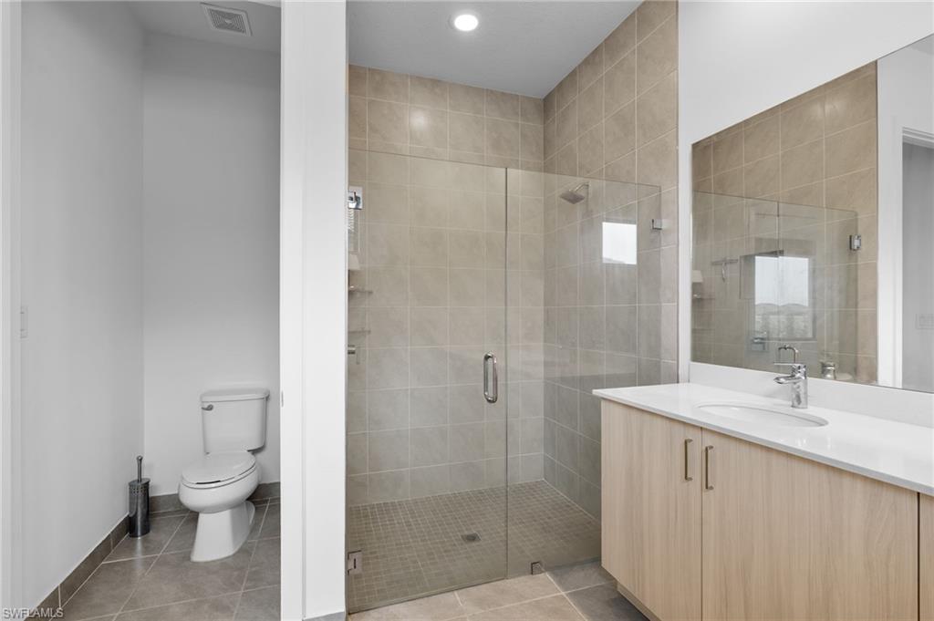 MAPLE RIDGE - Residential