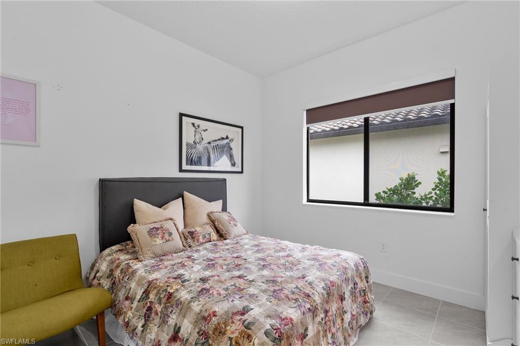 MAPLE RIDGE - Residential