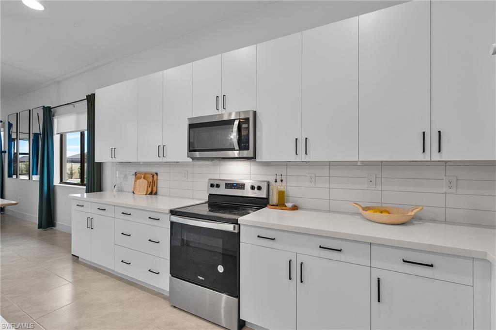 MAPLE RIDGE - Residential