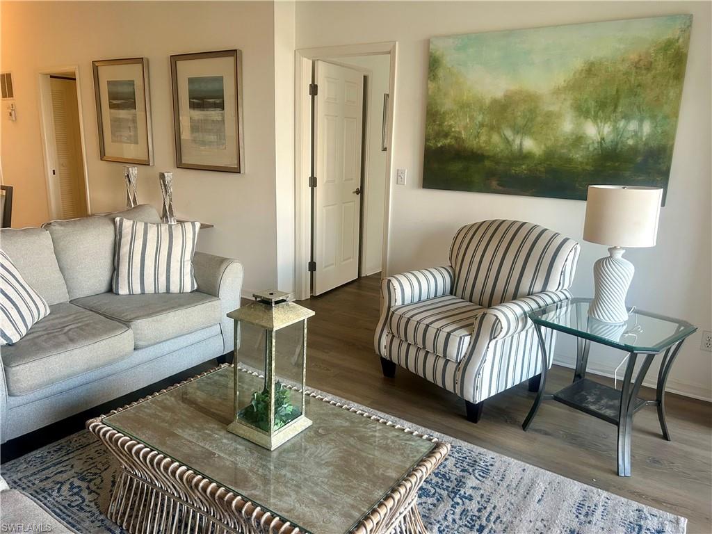 GOLFVIEW GOLF & RACQUET CLUB - Residential Lease