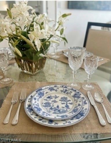 GOLFVIEW GOLF & RACQUET CLUB - Residential Lease