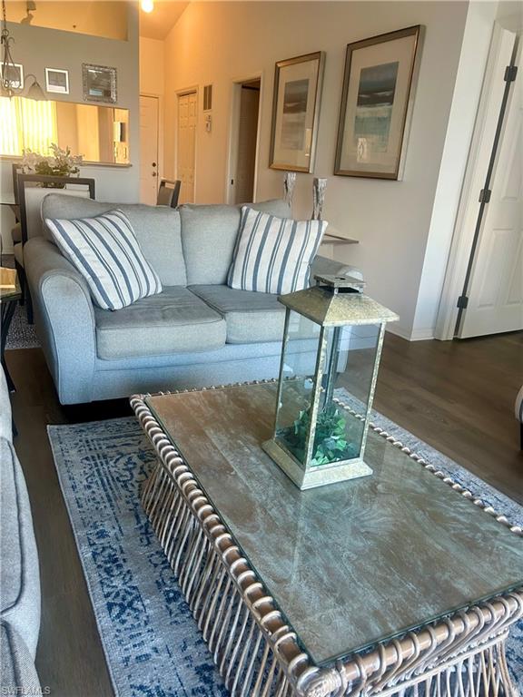 GOLFVIEW GOLF & RACQUET CLUB - Residential Lease