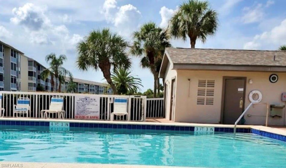 GOLFVIEW GOLF & RACQUET CLUB - Residential Lease