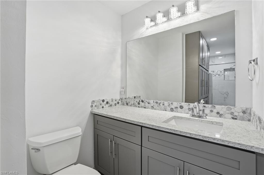 RIVER MANOR - Residential