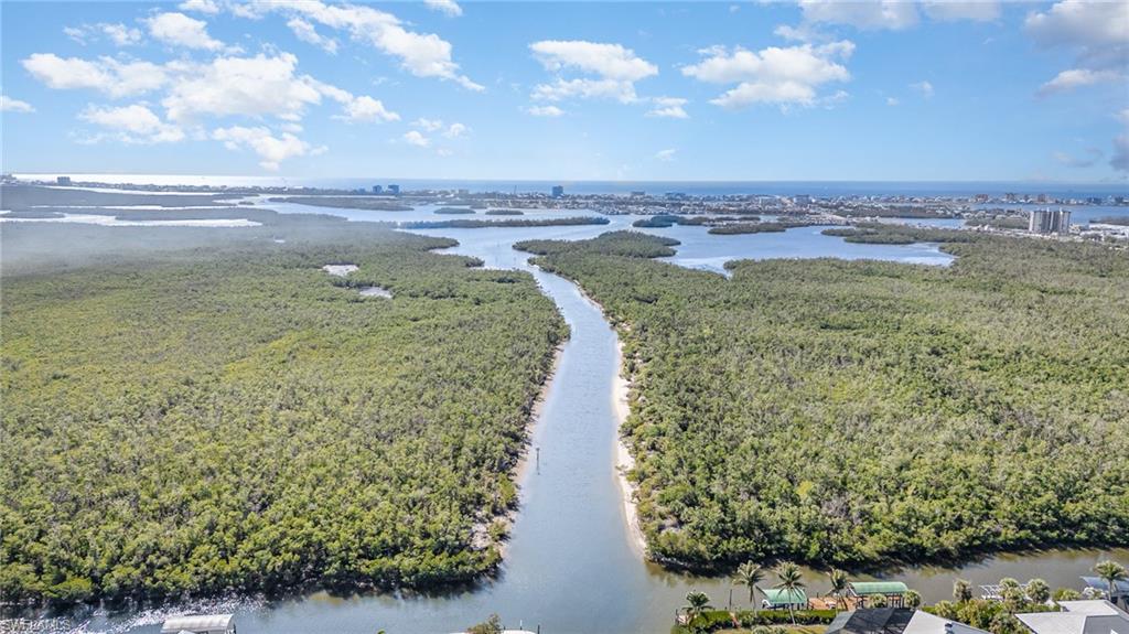 BAYSIDE ESTATES - Land