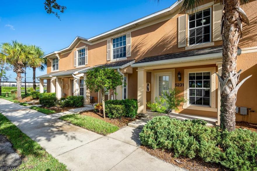 H.16191 - It is rare for a townhome in Middlebrooke to become available. Now is your chance to buy a piece of Ave Maria at a very affordable price. Perfect for investors or to make your new home as well. 2 masters on the second floor and a 1/2 bath on the first. Recently updated appliances and an eat in kitchen. New carpet, complete new interior paint. This listing will not last!