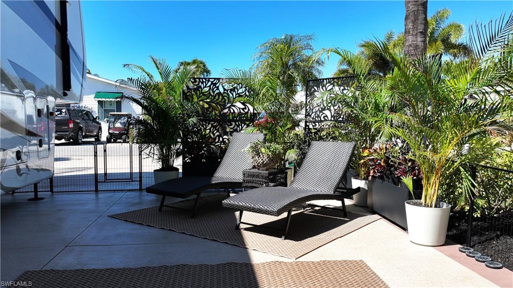 CYPRESS WOODS RV RESORT - Land