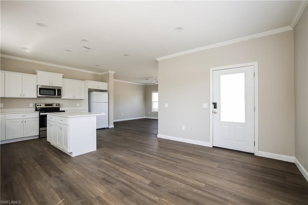 NORTH PORT - Residential Lease