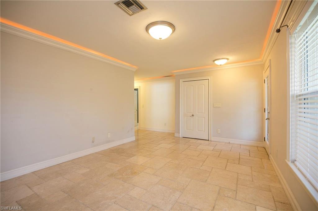 NAPLES PARK - Residential