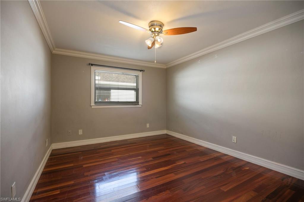 NAPLES PARK - Residential