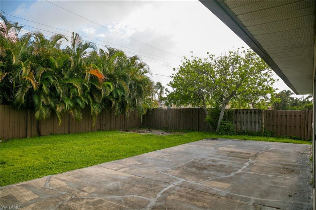 NAPLES PARK - Residential