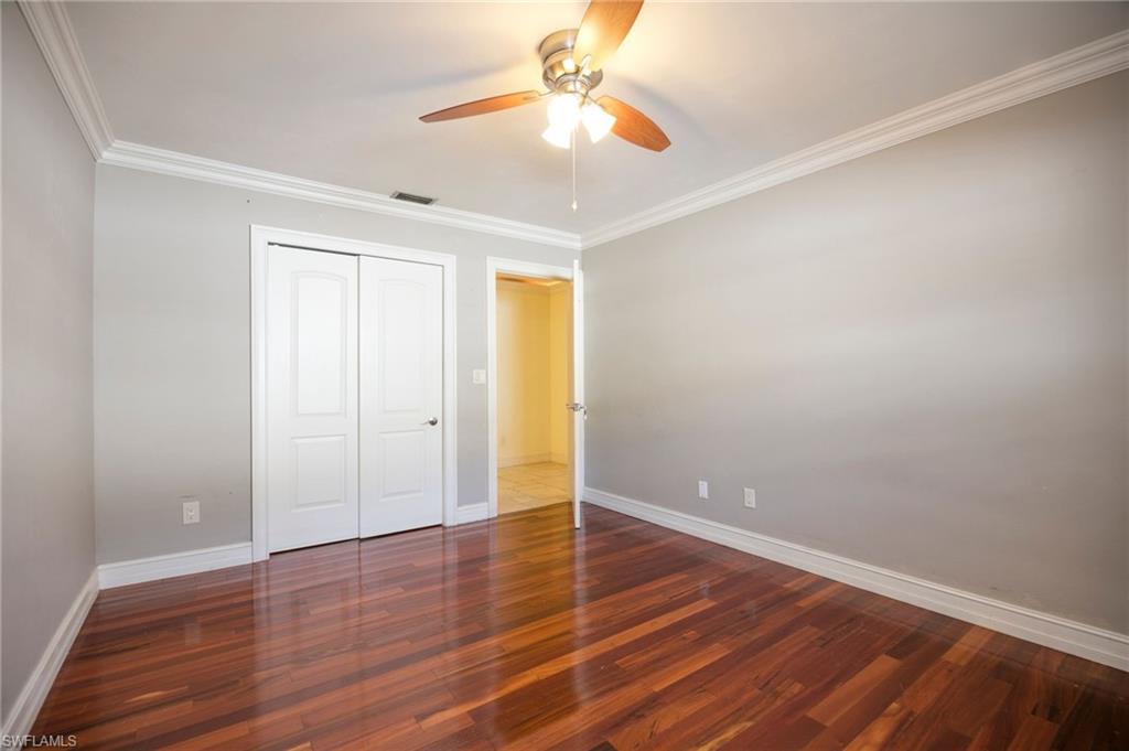 NAPLES PARK - Residential