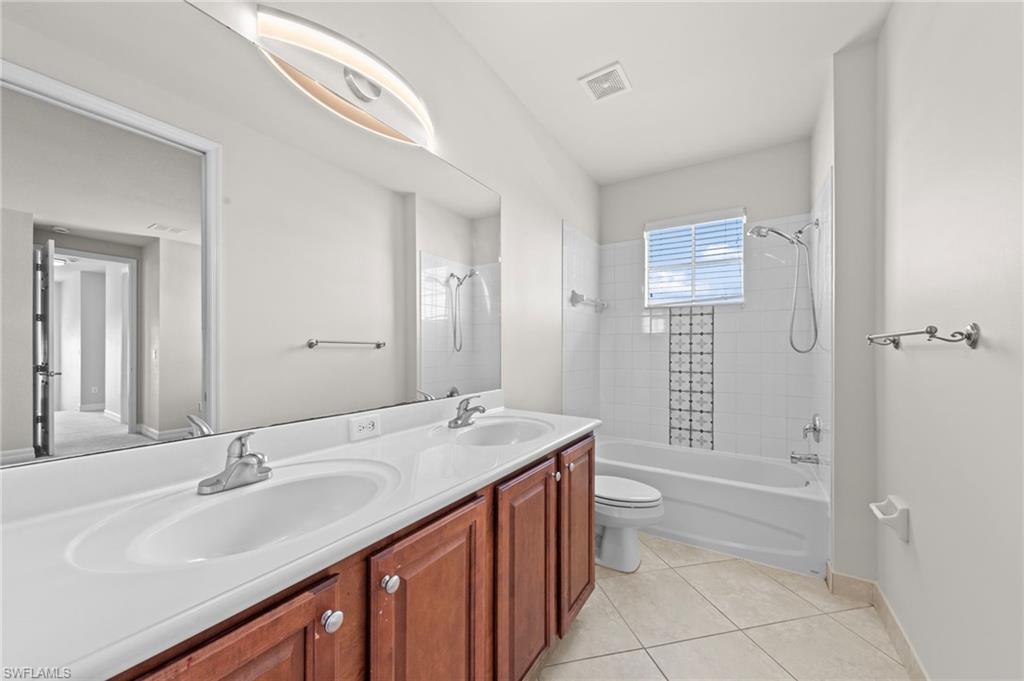 BOTANICA LAKES - Residential