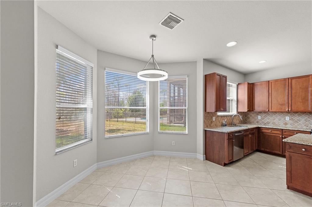 BOTANICA LAKES - Residential