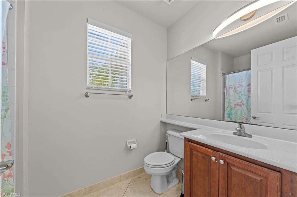 BOTANICA LAKES - Residential