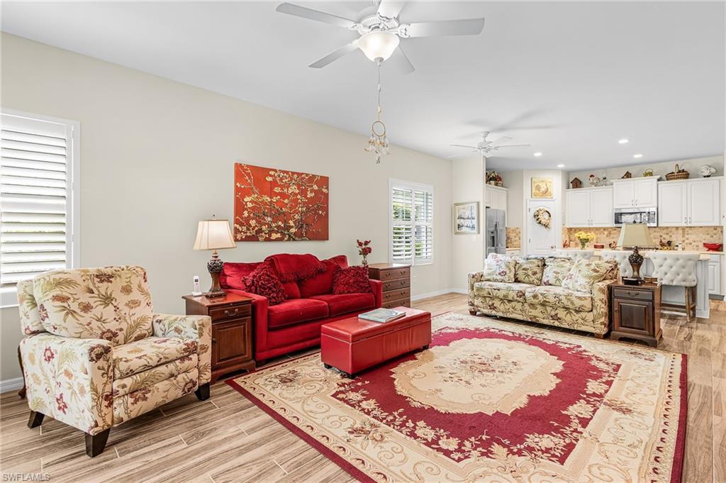 COCONUT COVE - Residential