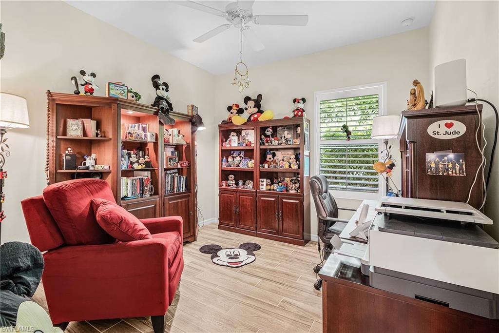 COCONUT COVE - Residential