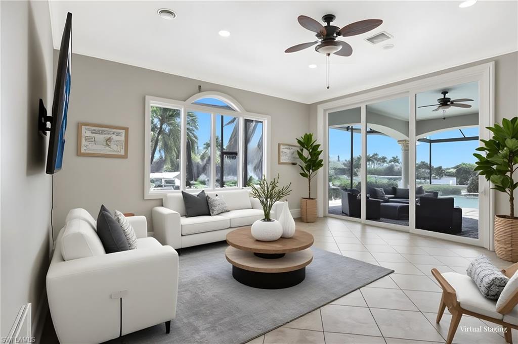 MARCO BEACH - Residential