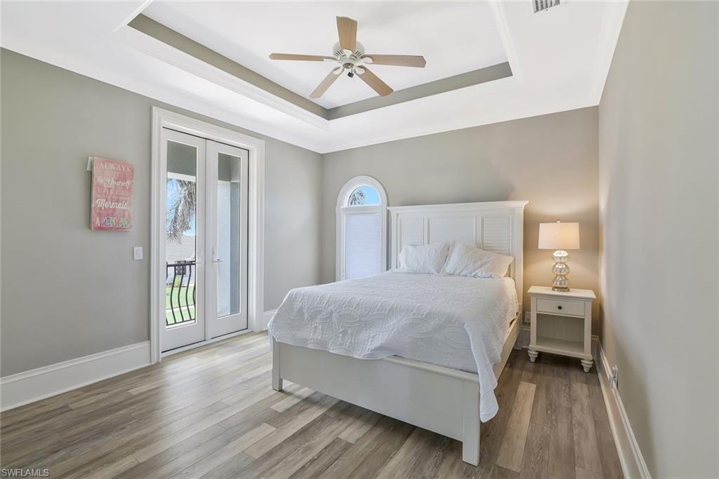 MARCO BEACH - Residential