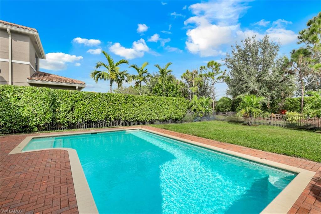 RIVERSTONE - Residential