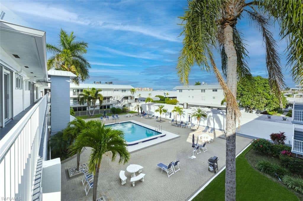 Photo of 1100 8th AVE S #309C, NAPLES, FL 34102 (MLS # 226017621)