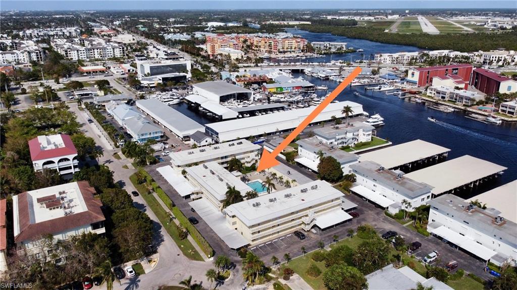 MARINA MANOR - Residential