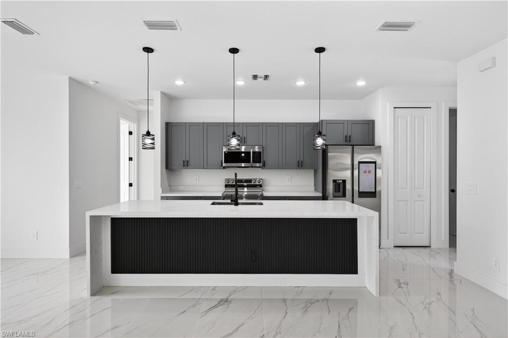 LEHIGH ACRES - Residential