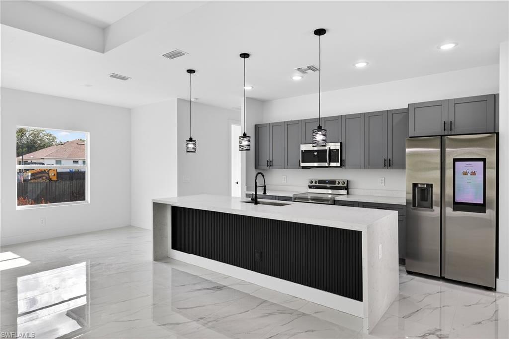 LEHIGH ACRES - Residential