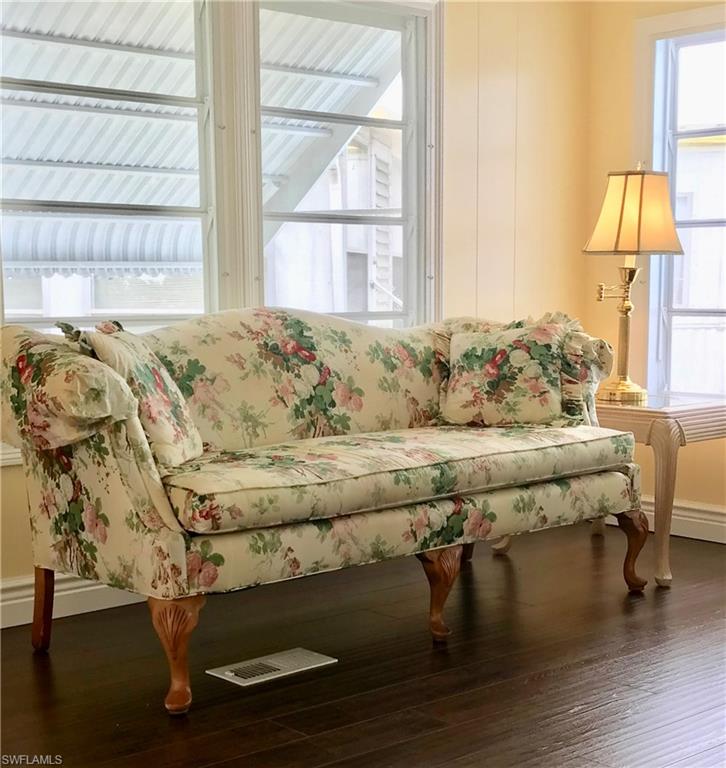 FOREST PARK MOBILE HOME - Residential