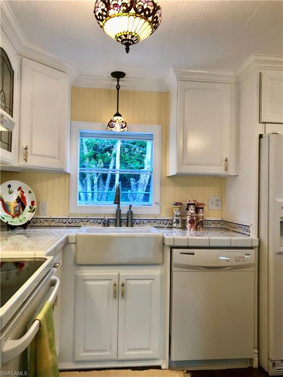 FOREST PARK MOBILE HOME - Residential