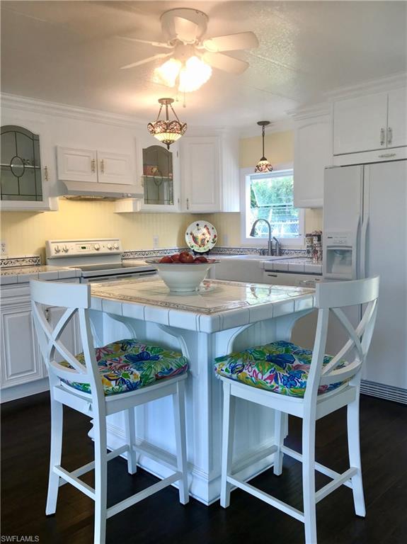 FOREST PARK MOBILE HOME - Residential