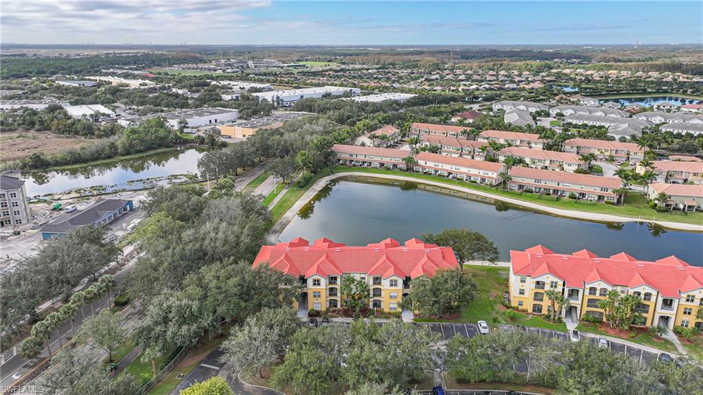 ROYAL GREENS - Residential