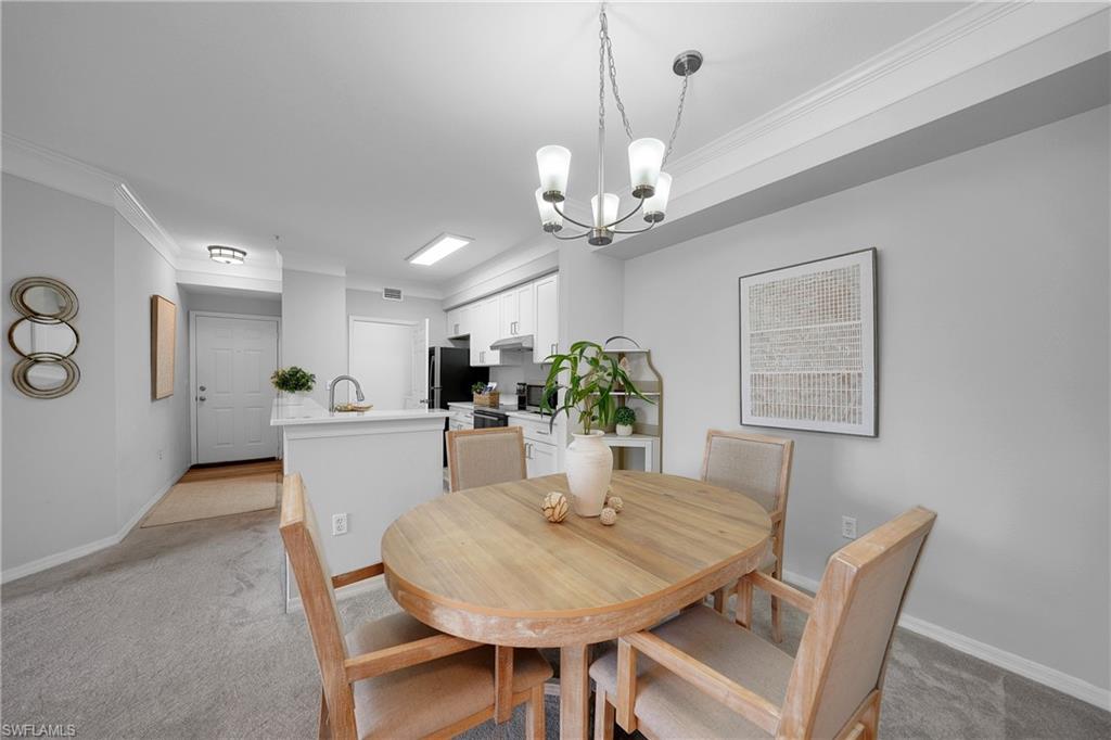 ROYAL GREENS - Residential