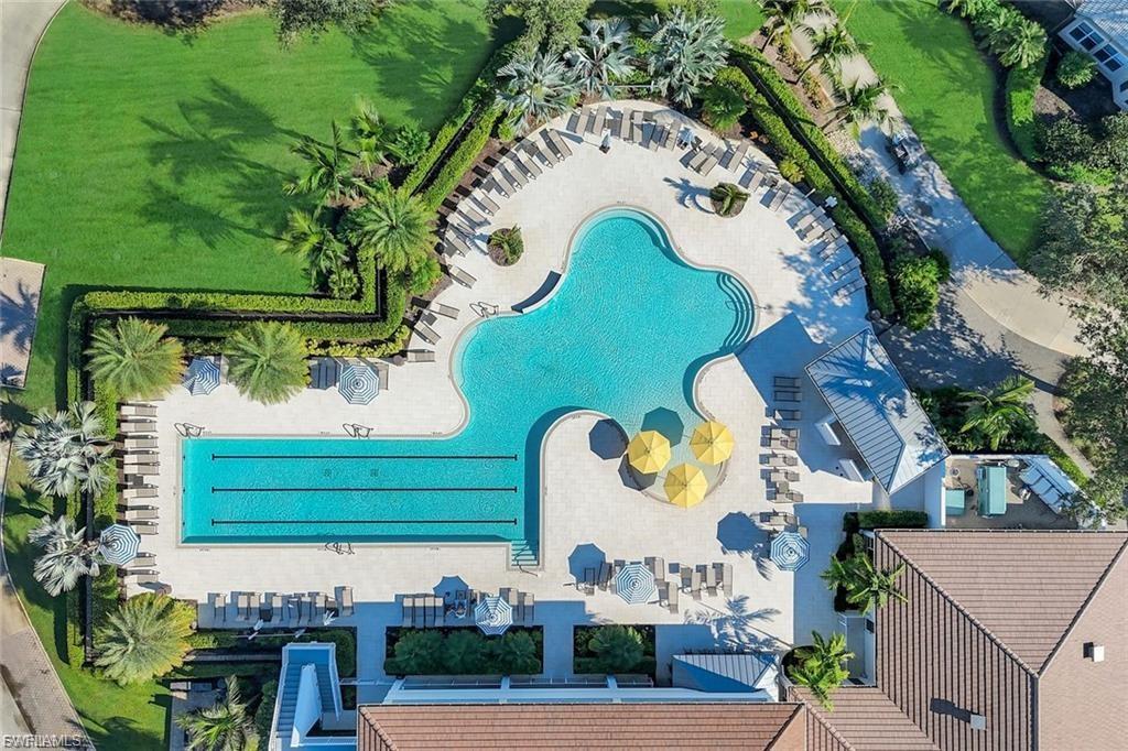 ROYAL GREENS - Residential