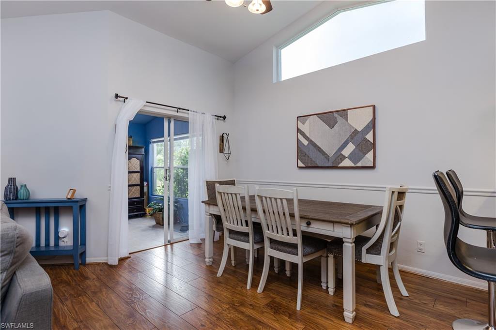 THREE OAKS - Residential