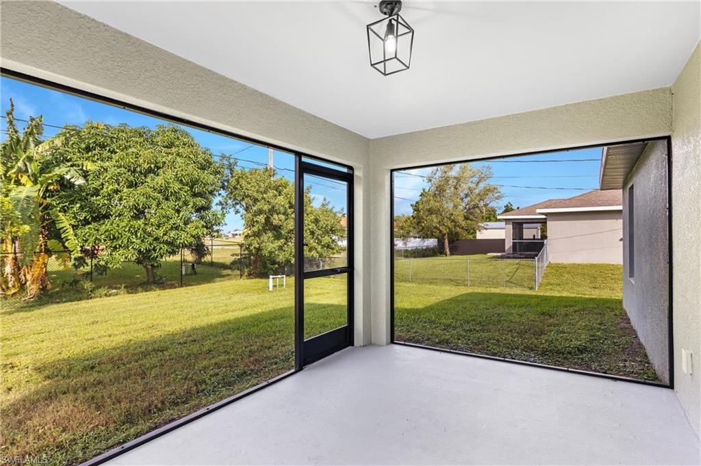 CAPE CORAL - Residential