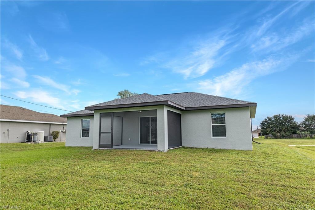 CAPE CORAL - Residential