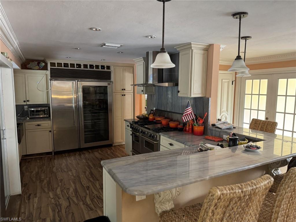 PARK SHORE - Residential