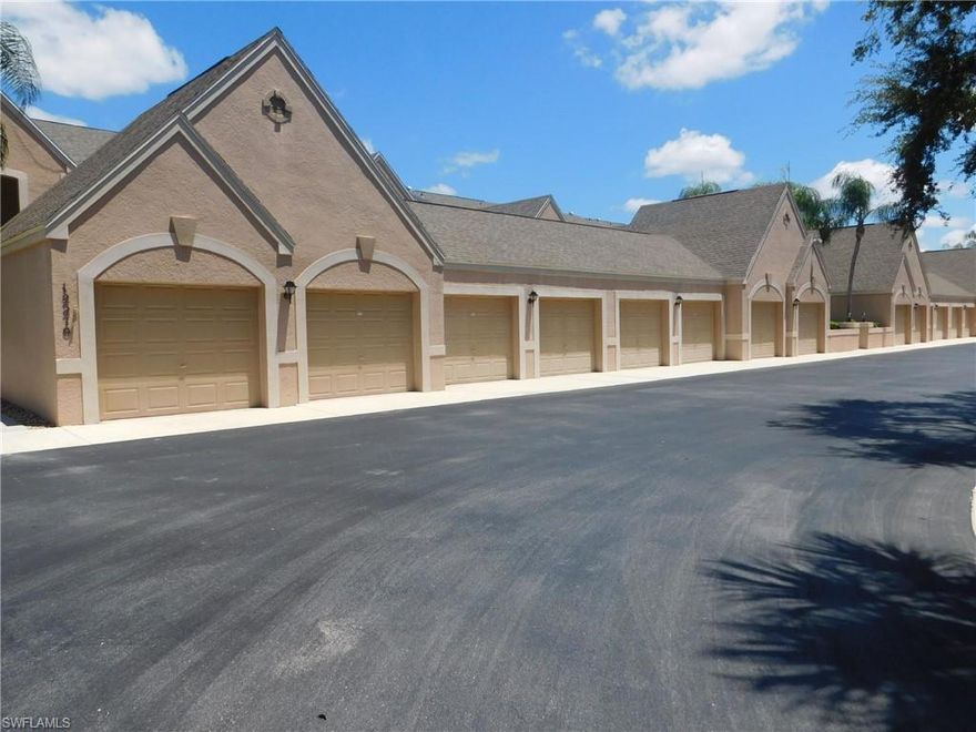 TOP FLOOR END  VERANDA CONDO -Welcome To Kelly greens Golf & Country Club. A Premier Gated Golfing Community. Featuring  2 Bedroom - 2 Bath Plus Den & Detached 1 Car Garage.  Front & Rear Lanais Enclosed. Sliders Removed Creating An Open Look Concept.  Tastefully Updated & Ready For A New Family. Newer A/C & Appliances. Roof Replaced In 2018. Spectacular Lake, Course & Covered Bridge Views.  Play The Updated Course, Experience Our Expanded & Remodeled Club, Restaurant & Grill. Live The Kelly Greens Lifestyle To Its Fullest. Financially Sound, Bundled Golf Community. Master Fee: $ 1,236 Quarterly. Maintenance Fee: $ 400 Monthly. 2017 Taxes: $ 1,637, Master Fee: 1,449. & Includes Reserves.  One Time $ 5,000 Joining Fee At Closing. Don't Miss this Opportunity Make This As A Must See!
