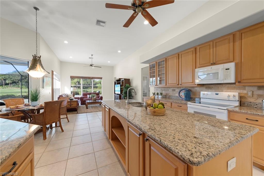 WHISPERING RIDGE - Residential