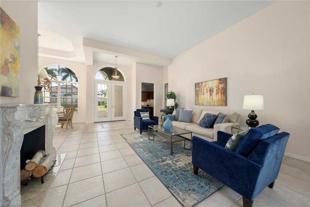 WHISPERING RIDGE - Residential