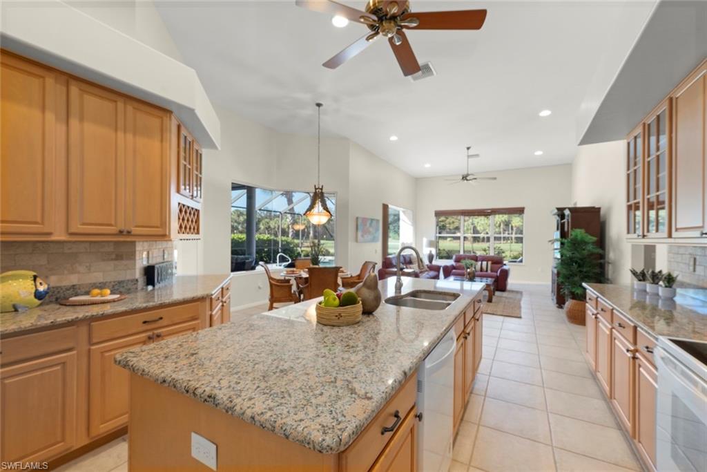 WHISPERING RIDGE - Residential