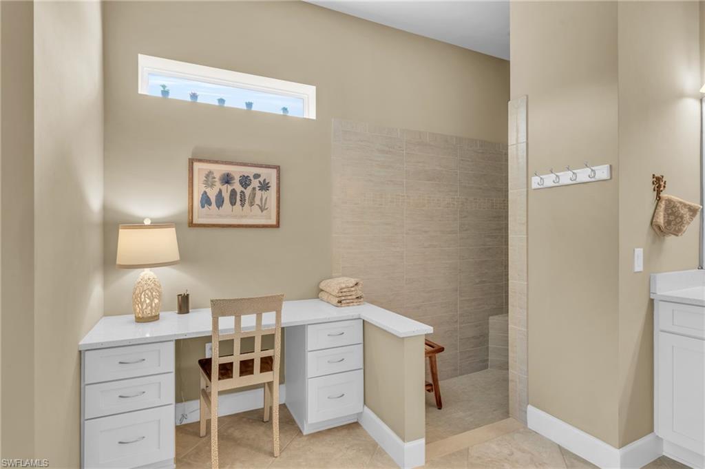 EMORY OAKS - Residential