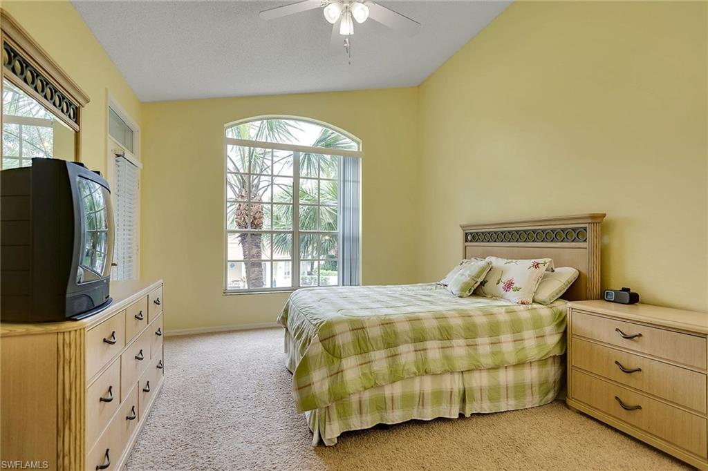 SILVER OAKS - Residential