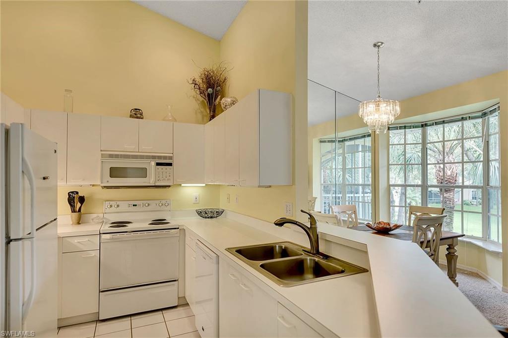 SILVER OAKS - Residential