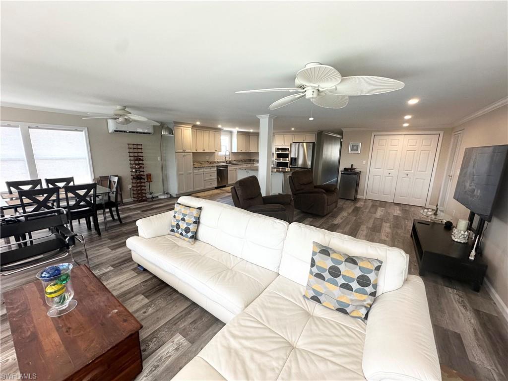 BAYSIDE ESTATES - Residential